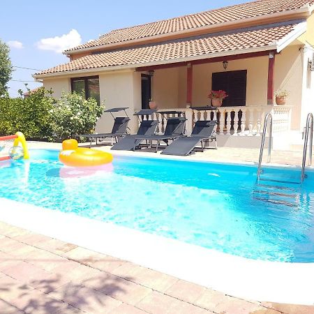 Vacation Home Duilo Donji Zemunik Dış mekan fotoğraf